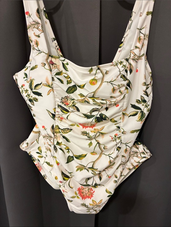 Shade & Shore Other - Shade & Shore cream Floral One-Piece Swimsuit